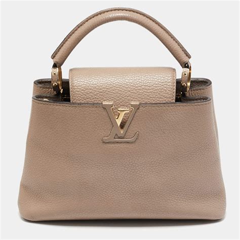 Products by Louis Vuitton: Capucines C